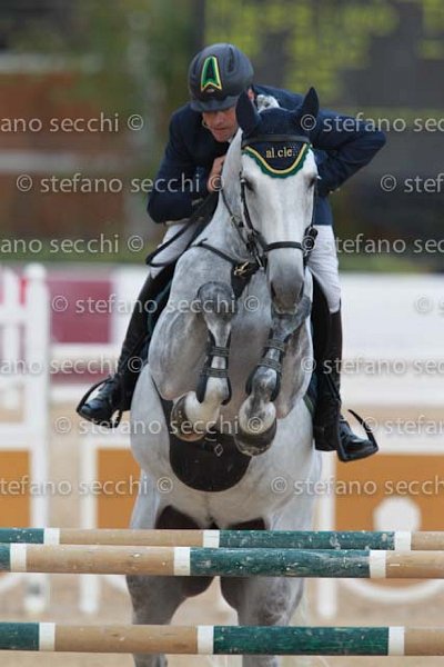 TONALI_LIMBO_GIO CAV 2011_SS3_9664.jpg